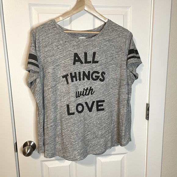 Old Navy ‘All Things w/ Love’ grey tee plus sz 2x - Picture 1 of 6